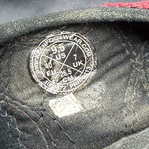 Keen Newport H2 Closed Toe Water Sandals Red Black Women's Size 9.5 - Picture 5 of 6